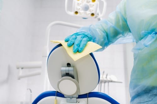 Hospital Cleaning / Limpieza de Hospitales